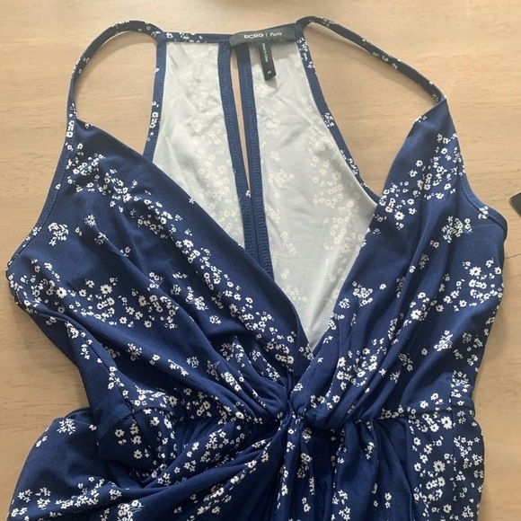 BCBG Paris size XSmall dress - Picture 3 of 5